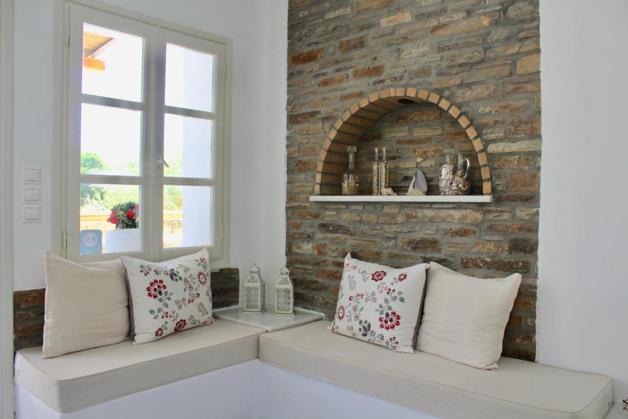 Aegeo Inn Antiparos Città Esterno foto