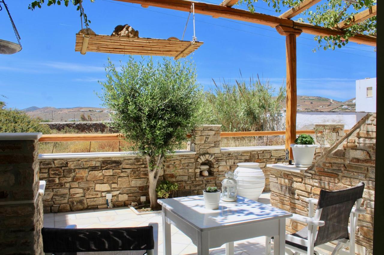 Aegeo Inn Antiparos Città Esterno foto
