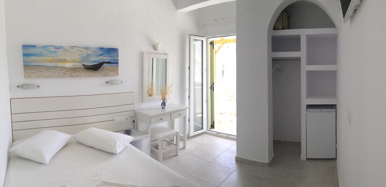 Aegeo Inn Antiparos Città Esterno foto